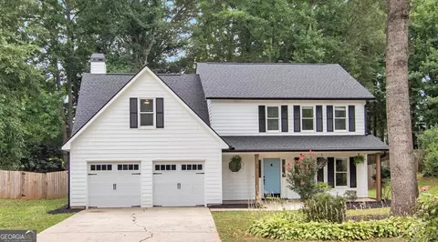 30 Southfield Dr, Newnan, GA 30265