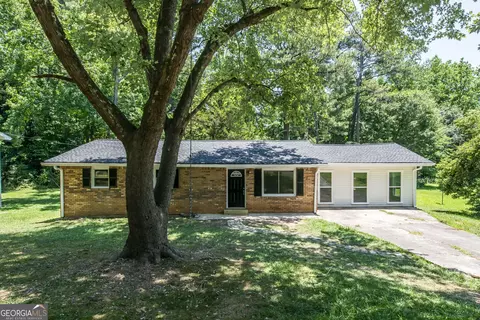 7096 Brook St, Lithia Springs, GA 30122