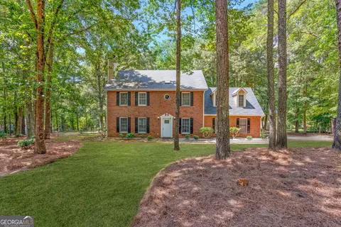130 Madison Pl, Fayetteville, GA 30214