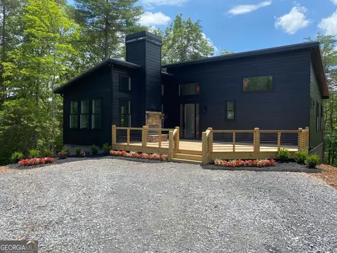 291 Mountain Laurel Rdg, Mineral Bluff, GA 30559