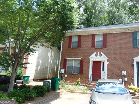 4367 Village Square Ln, Stone Mountain, GA 30083