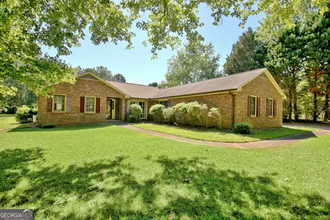 564 Banks Rd E, Fayetteville, GA 30214