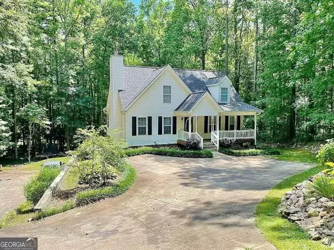 811 Valley Run Dr, Bremen, GA 30110