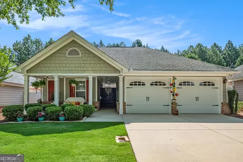 113 Cottage Club Dr, Locust Grove, GA 30248
