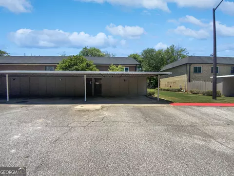 300 Winding River Dr UNIT A, Sandy Springs, GA 30350