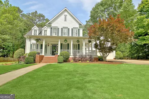10 High Garden Ter, Newnan, GA 30263
