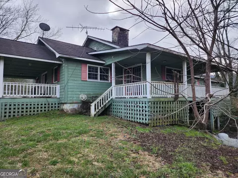 301 Dickerson Ln, Rabun Gap, GA 30568