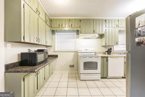301 Bernard Dr, Warner Robins, GA 31093 photo 11