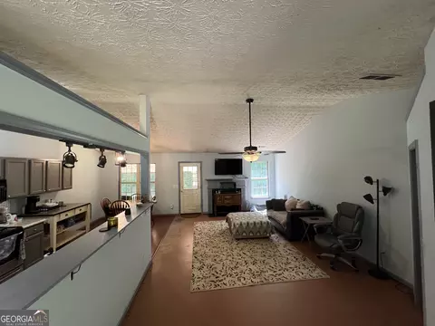 90 Mountainside Ln, Covington, GA 30016 photo 4