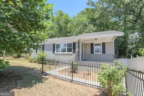121 N Irwin St, Milledgeville, GA 31061