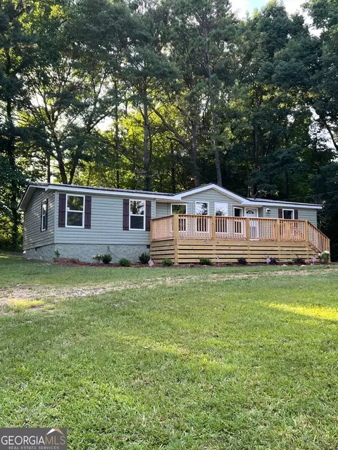 131 Maddox Rd, Carrollton, GA 30117