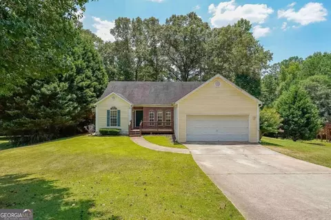 201 Windsor Cir, Stockbridge, GA 30281