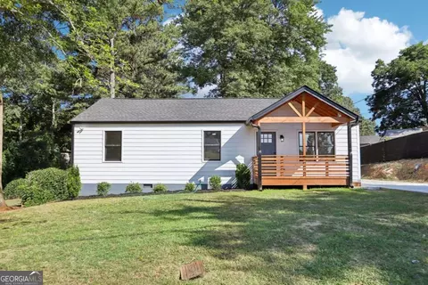 1560 Sams St SE, Marietta, GA 30060