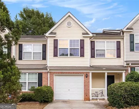 910 Chase Ln, Mcdonough, GA 30253