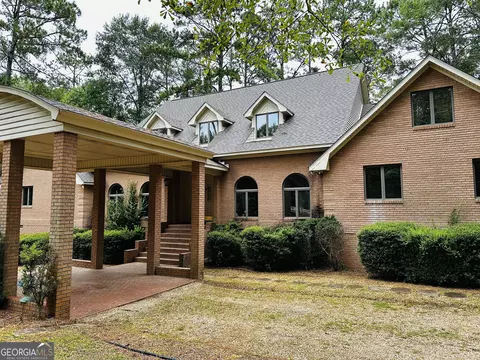 Exterior - 2811 N Highway 441, Dublin, GA 31021 photo 1 of 3