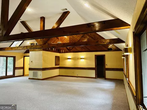 Living - 2811 N Highway 441, Dublin, GA 31021 photo 1 of 2