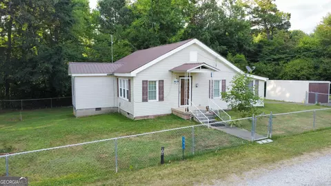 141 Begonia Dr, Summerville, GA 30747