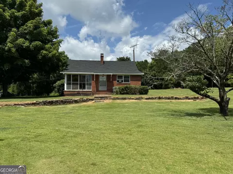 5922 W Point Rd, Lagrange, GA 30240