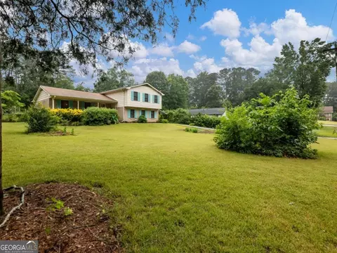 1985 Ridgedale Dr, Snellville, GA 30078