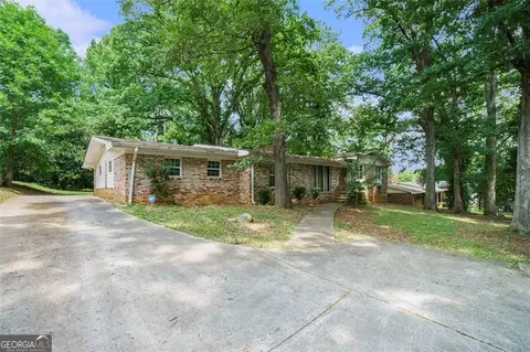 4015 Cascade Rd, Atlanta, GA 30331