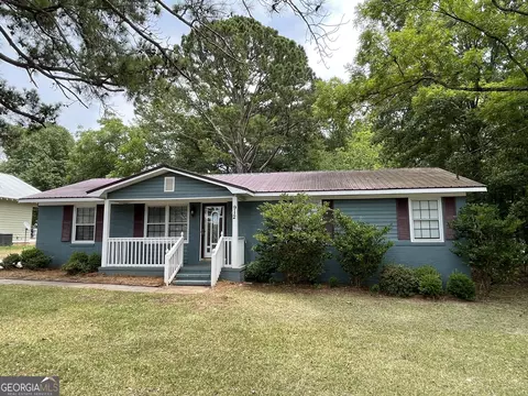 912 Pearl St, Madison, GA 30650