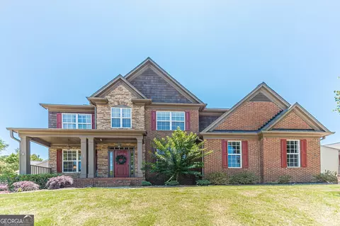 6670 River Island Cir, Buford, GA 30518