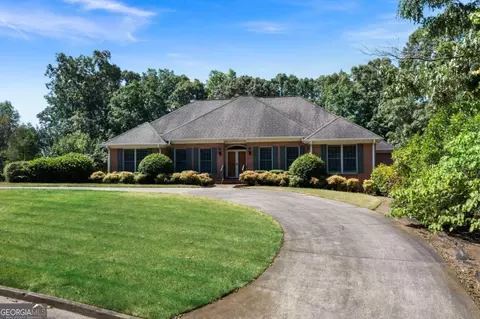 116 Maple Dr, Cartersville, GA 30120
