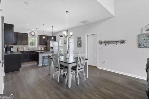 261 Edgemont Ct, Lagrange, GA 30240 photo 11