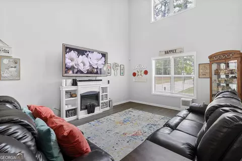 261 Edgemont Ct, Lagrange, GA 30240 photo 8