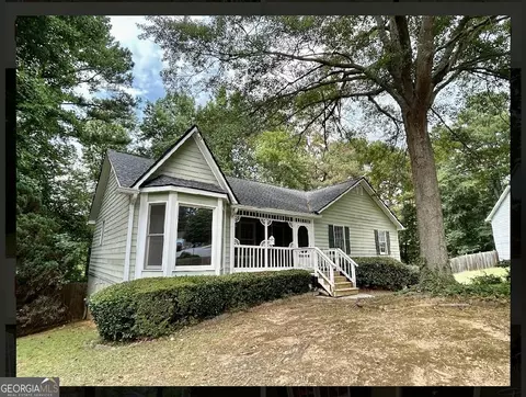 5456 Muirwood Ln, Powder Springs, GA 30127