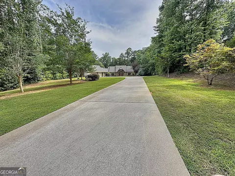 64 Waterview Ct, Lagrange, GA 30240 photo 2