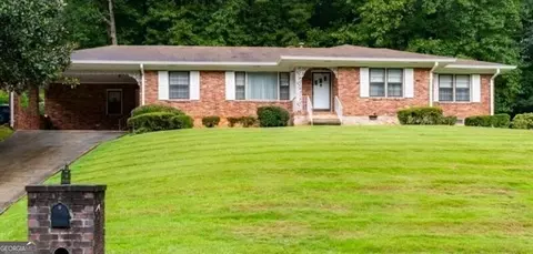 719 Lynn Valley Rd SW, Atlanta, GA 30311