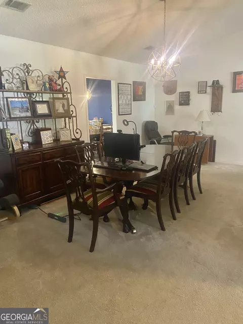 112 Camelot Dr, Dublin, GA 31021 photo 6