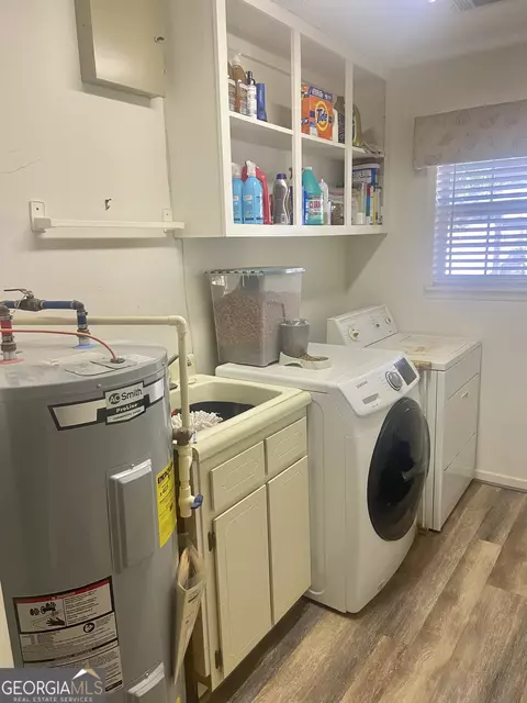 112 Camelot Dr, Dublin, GA 31021 photo 12