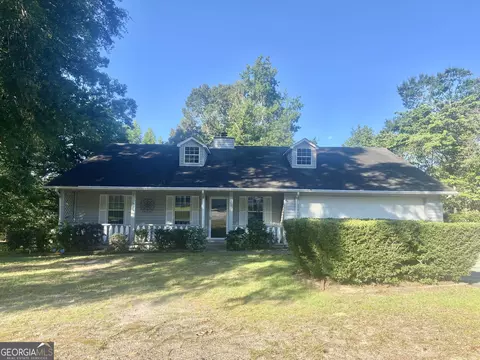 112 Camelot Dr, Dublin, GA 31021
