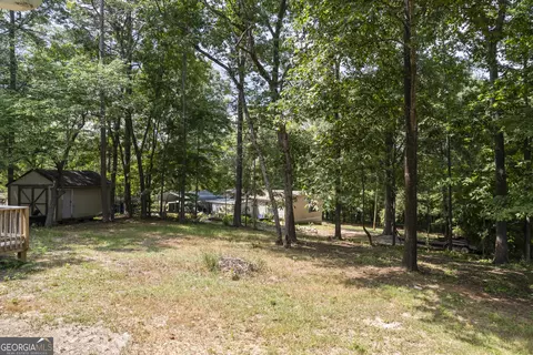 Exterior - 241 Brady St, Toccoa, GA 30577 photo 11 of 13