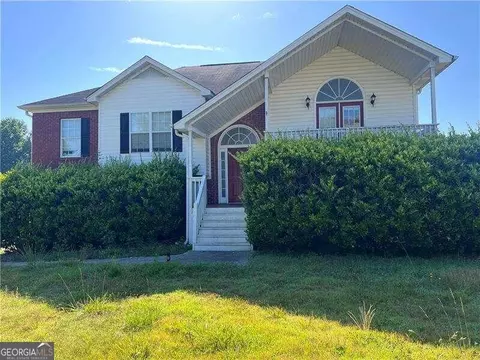 12 Legend Creek Dr, Douglasville, GA 30134