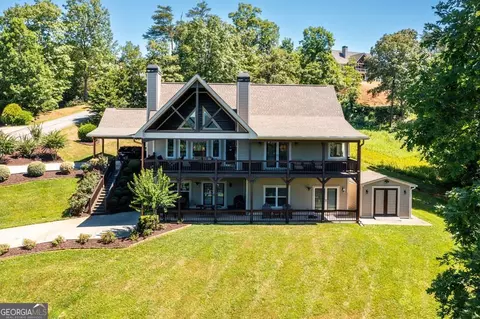 2362 Haven Heights Rd, Hiawassee, GA 30546