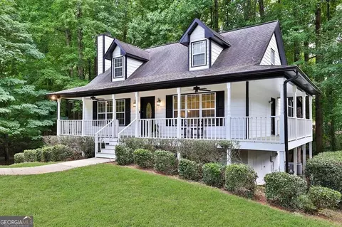 3820 Meadow Crest Way, Cumming, GA 30040