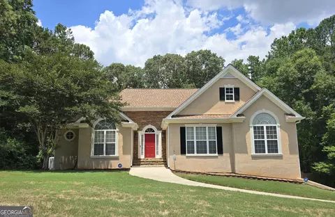 175 Doe Hollow Trce, Fayetteville, GA 30215