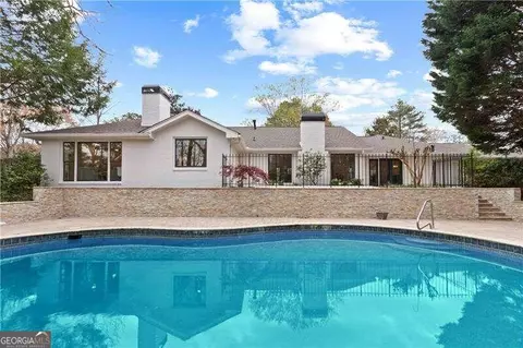 435 Riverhill Dr, Atlanta, GA 30328