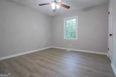 2625 Suncrest Dr, Buford, GA 30519 photo 7