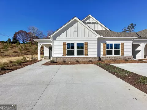 1332 Mooty Bridge Rd, Lagrange, GA 30240