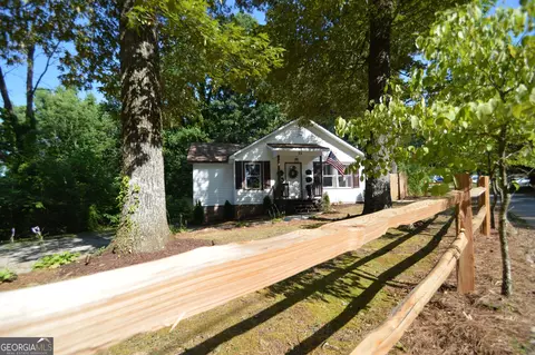 53 Clayton Ave, Clayton, GA 30525