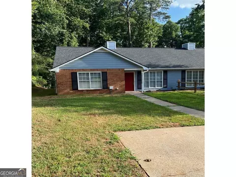349 Farm Place Ct NE, Woodstock, GA 30188