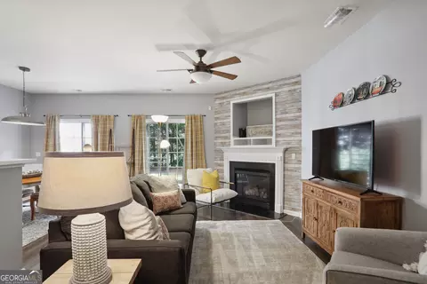 1424 Dolcetto Trce NW, Kennesaw, GA 30152