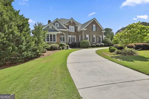 235 Maple Shade Dr, Tyrone, GA 30290 photo 2