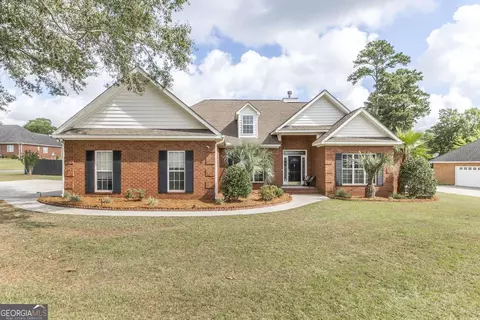 106 Fox Ridge Dr, Dublin, GA 31021