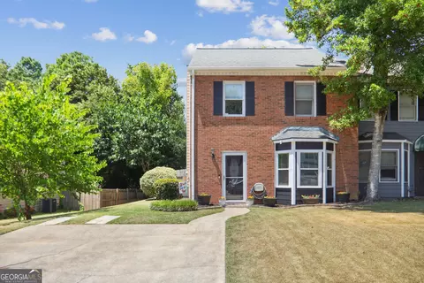 1008 Oaks Pkwy SE, Smyrna, GA 30082