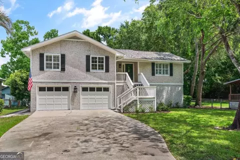 525 Delegal St, St. Simons, GA 31522